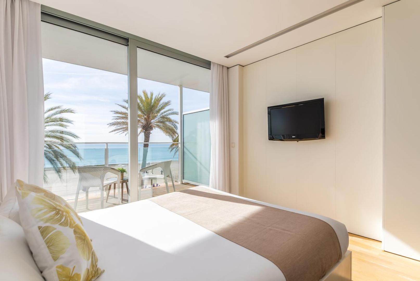 Meraki - Only Adults 3*