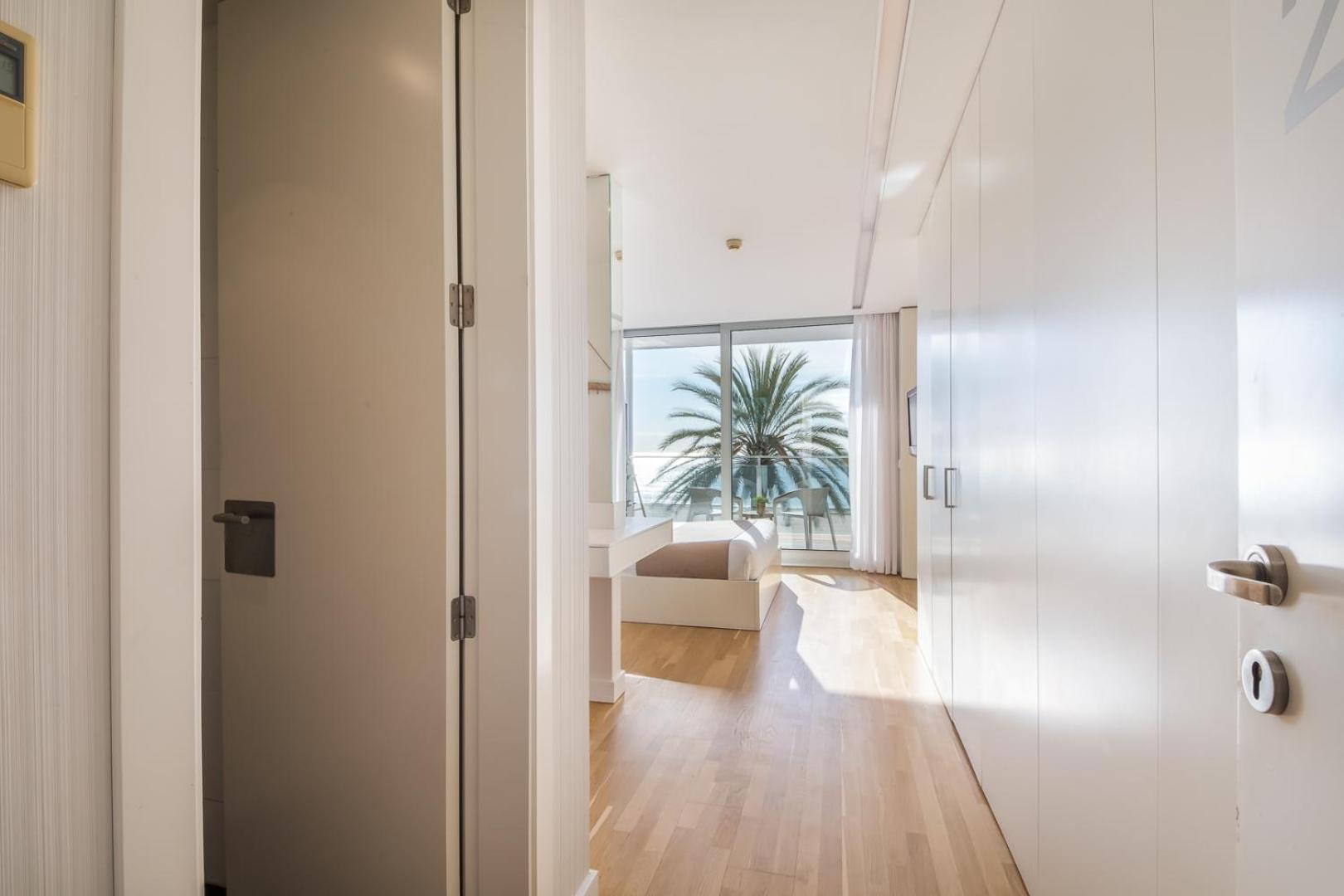 Meraki - Only Adults 3*