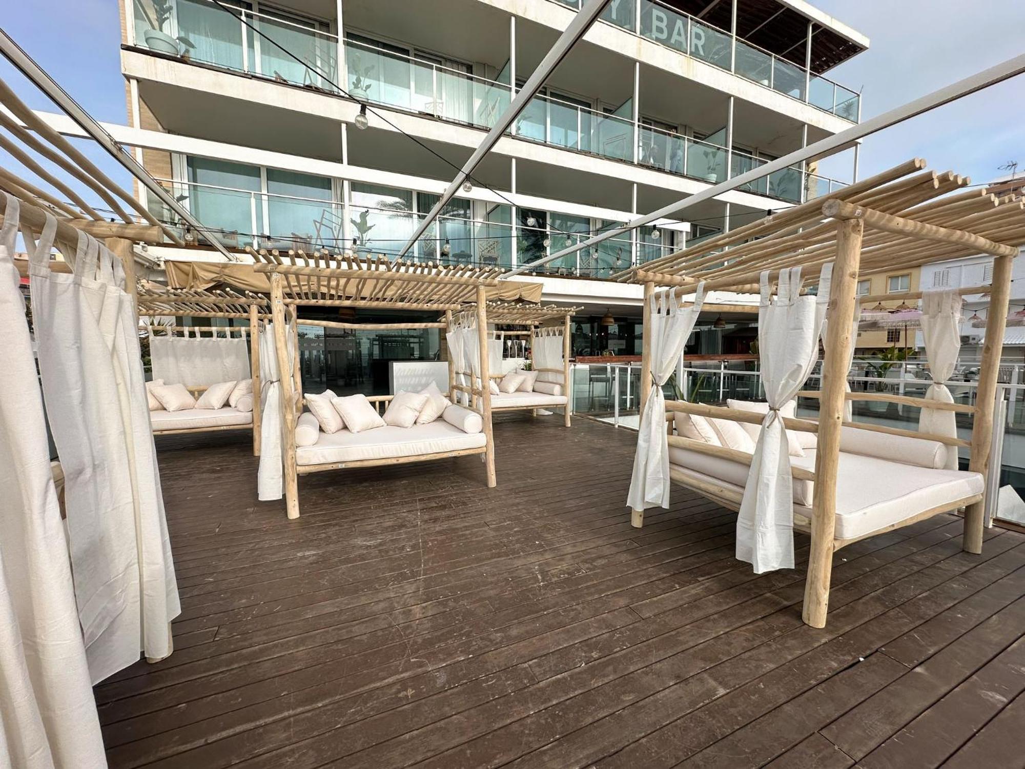 Meraki - Only Adults Hotel 3*